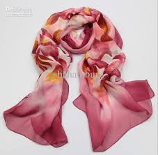 Fashion Silk Shawls Manufacturer Supplier Wholesale Exporter Importer Buyer Trader Retailer in New Delhi Delhi India